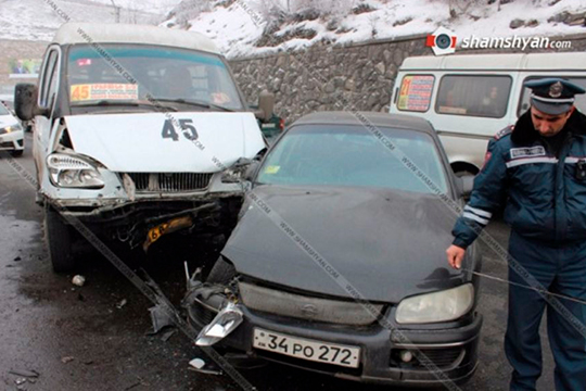 Երևանում վթարի է ենթարկվել 45 համարի երթուղայինը. Կան վիրավորներ