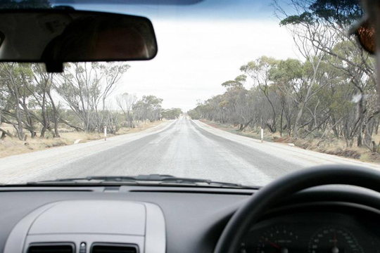 Միայնակ դեռահասն Ավստրալիայում մեքենայով անցել է 1300 կմ
