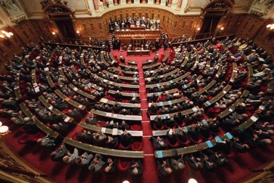 Ֆրանսիայի Ազգային ժողովն արգելել է պատգամավորների ազգականներին նշանակել որպես օգնականներ
