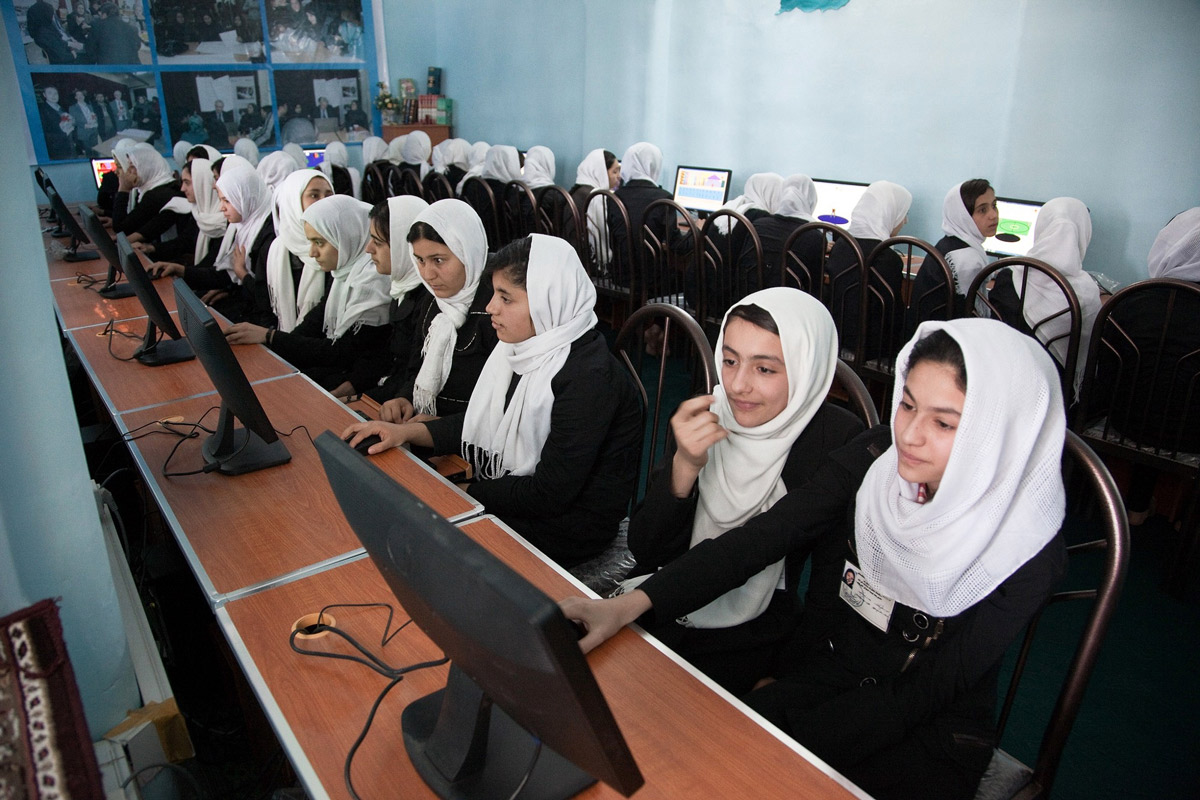 Իրանում դպրոցներին արգելվել է արտասահմանյան սոցկայքեր օգտագործել