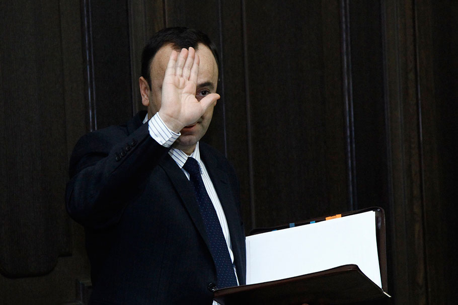 Ի՞նչը չի հասկացել Հրայր Թովմասյանը․ հրաժարականի դիմումը պատրաստ է