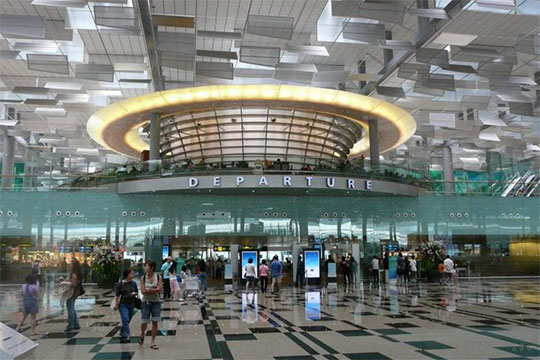 Սինգապուրի օդանավակայանում վայրէջքի գոտի  կարելի է իջնել խողովակով