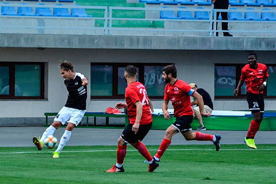 Երկու հայ ֆուտբոլիստներ խաղադաշտ էին դուրս եկել վիճարկելու Հայաստանի գավաթը