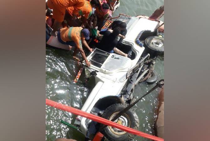 Հնդկաստանում ինը մարդ Է զոհվել ավտոմոբիլը Գանգես գետն ընկնելու հետեւանքով