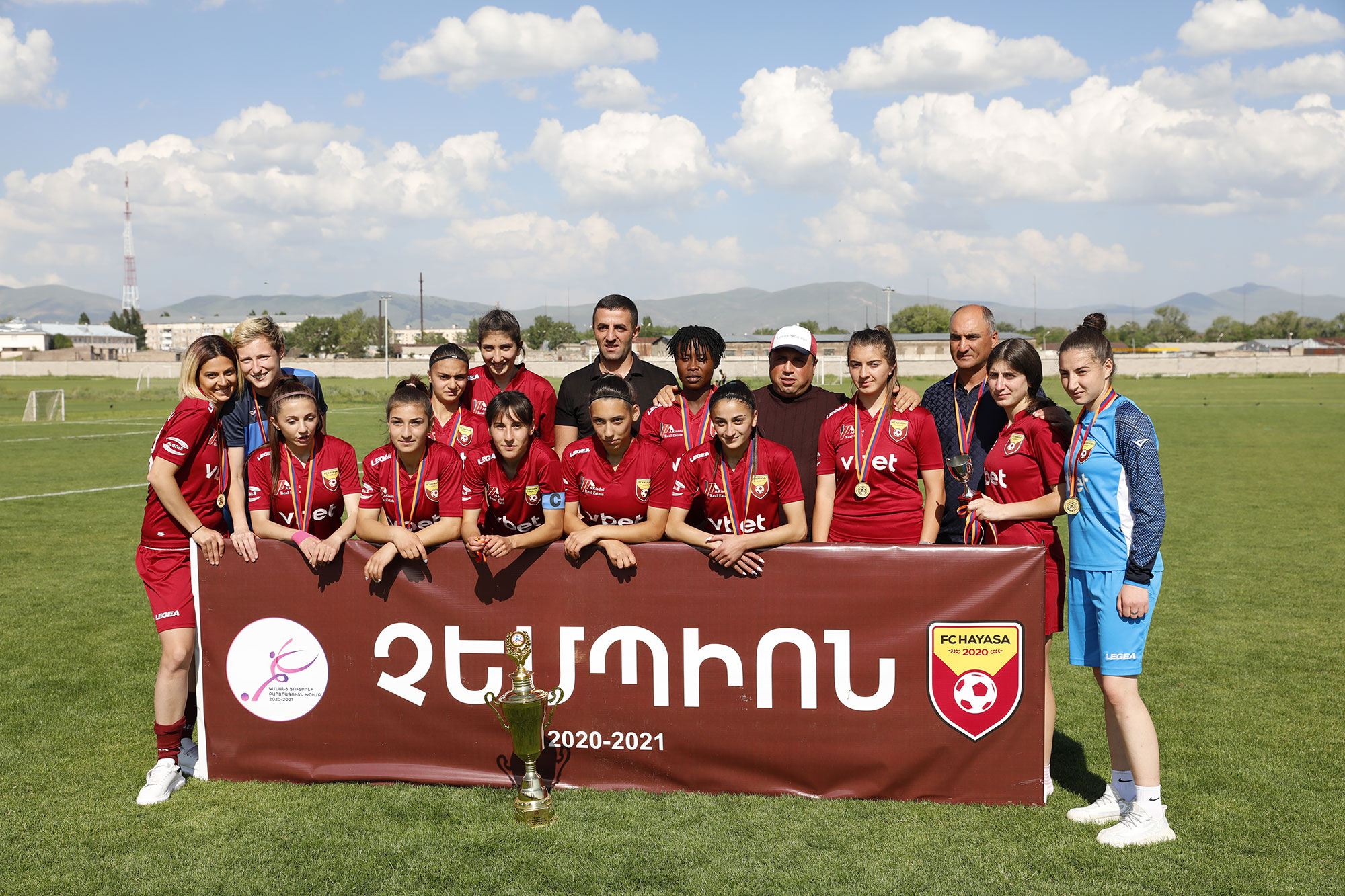 VBET-ը՝ ֆուտբոլի Հայաստանի կանանց չեմպիոն «Հայասայի» տիտղոսային հովանավոր