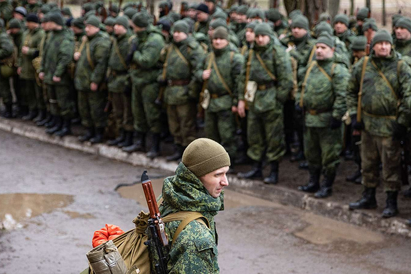 Military mobilization has resumed in Russia