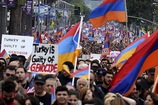 Почему Трамп должен официально признать Геноцид армян: The Huffington Post