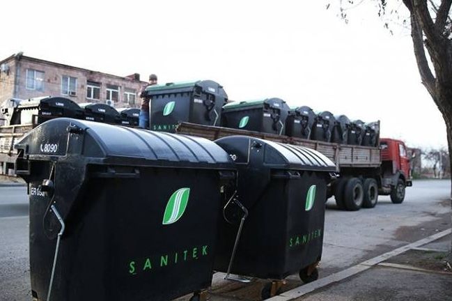 Мэр Еревана призвал «Санитек» обеспечить необходимое количество мусорных контейнеров
