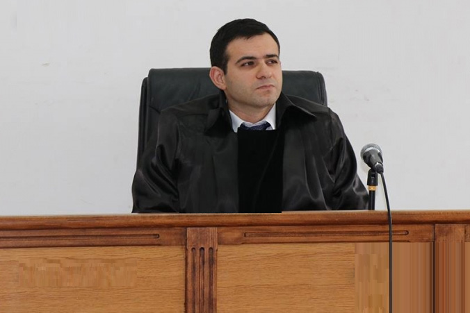 Судья «гуру уринотерапии» был также «адвокатом» Кочаряна: веттинг должен исключить наличие подобных судей