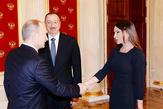 Путин наградил орденом Дружбы Мехрибан Алиеву