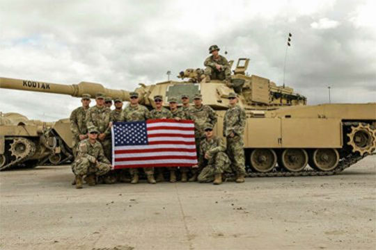 Зариф назвал решение США отправить войска на Ближний Восток «позерством»