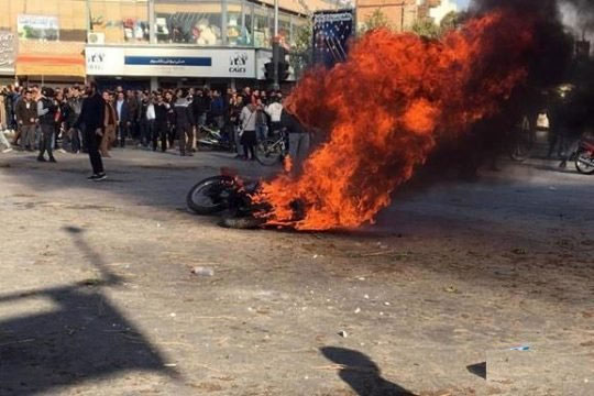 В ходе протестов в Иране погибли более 100 человек — Amnesty International