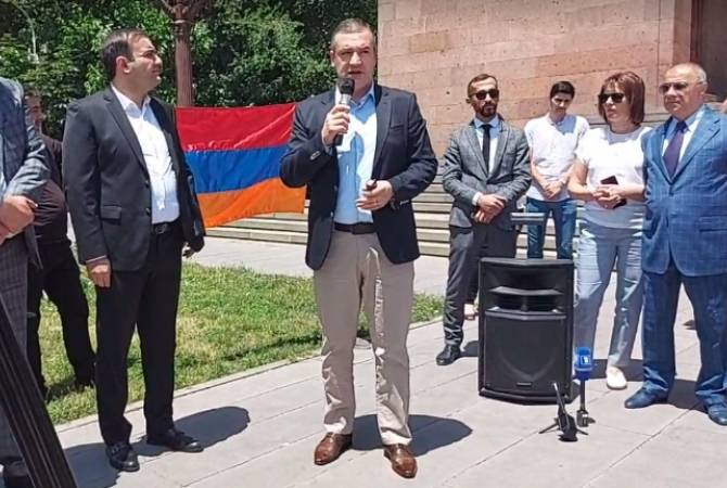 Партия «Наш дом – Армения», придя к власти, пересмотрит систему общего образования
