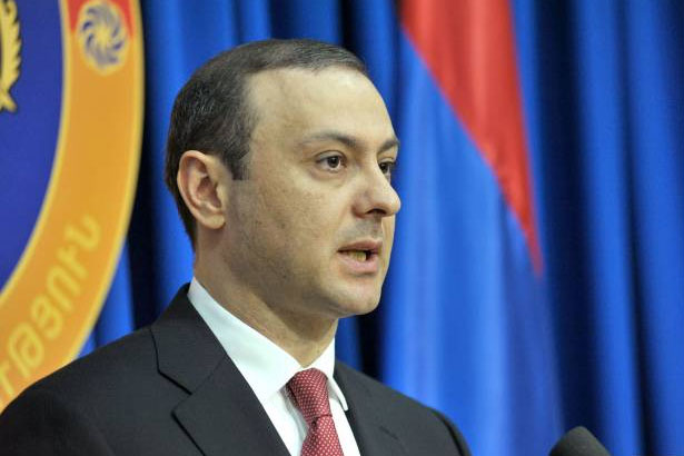 Армен Григорян подтверждает: Армения никогда не обсуждала и не будет обсуждать вопрос коридора