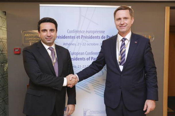 Председатель НС Армении встретился со спикером Национального Собрания Словении