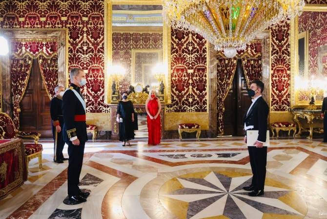 Посол Армении в Испании Сос Аветисян вручил королю Филиппу VI верительные грамоты