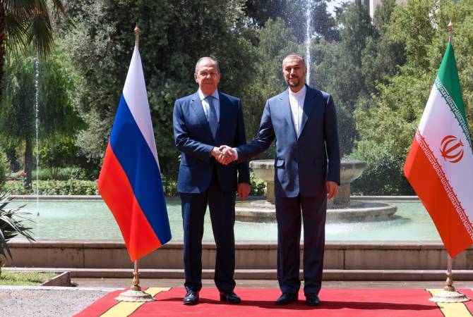 Лавров заявил, что Россия и Иран осуждают практику неприемлемых односторонних санкций