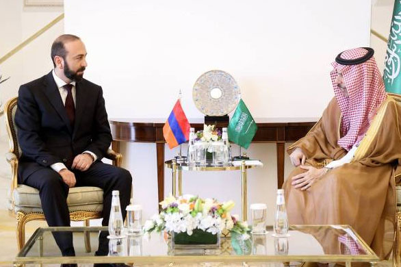 Главы МИД Армении и Саудовской Аравии выразили готовность к активному обогащению двусторонней повестки