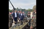 Министр обороны Армении ознакомился в Варшаве с вооружением первой механизированной бригады
